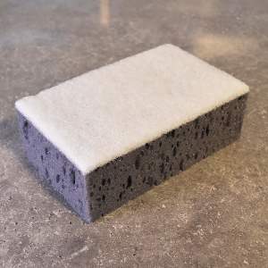 Губка автомобильная с абразивным слоем